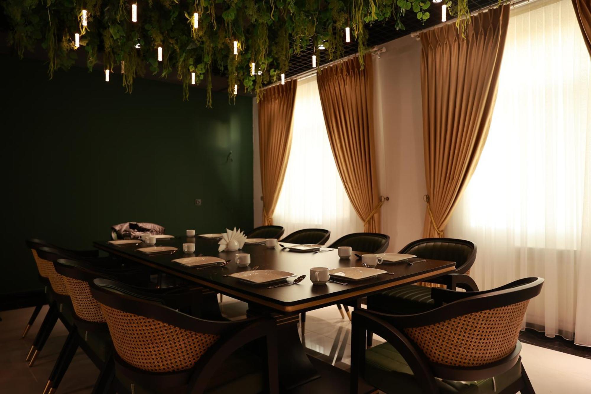 Damir Hotel Nukus Exterior photo
